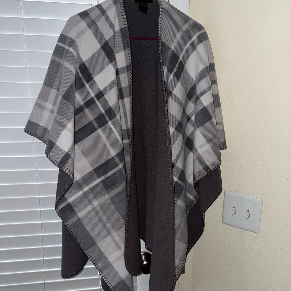 PLAID WINTER WRAP